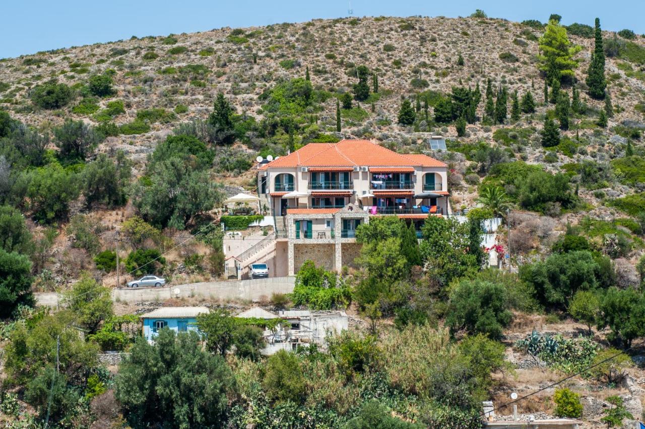 أسوس Niriides Apartments الغرفة الصورة